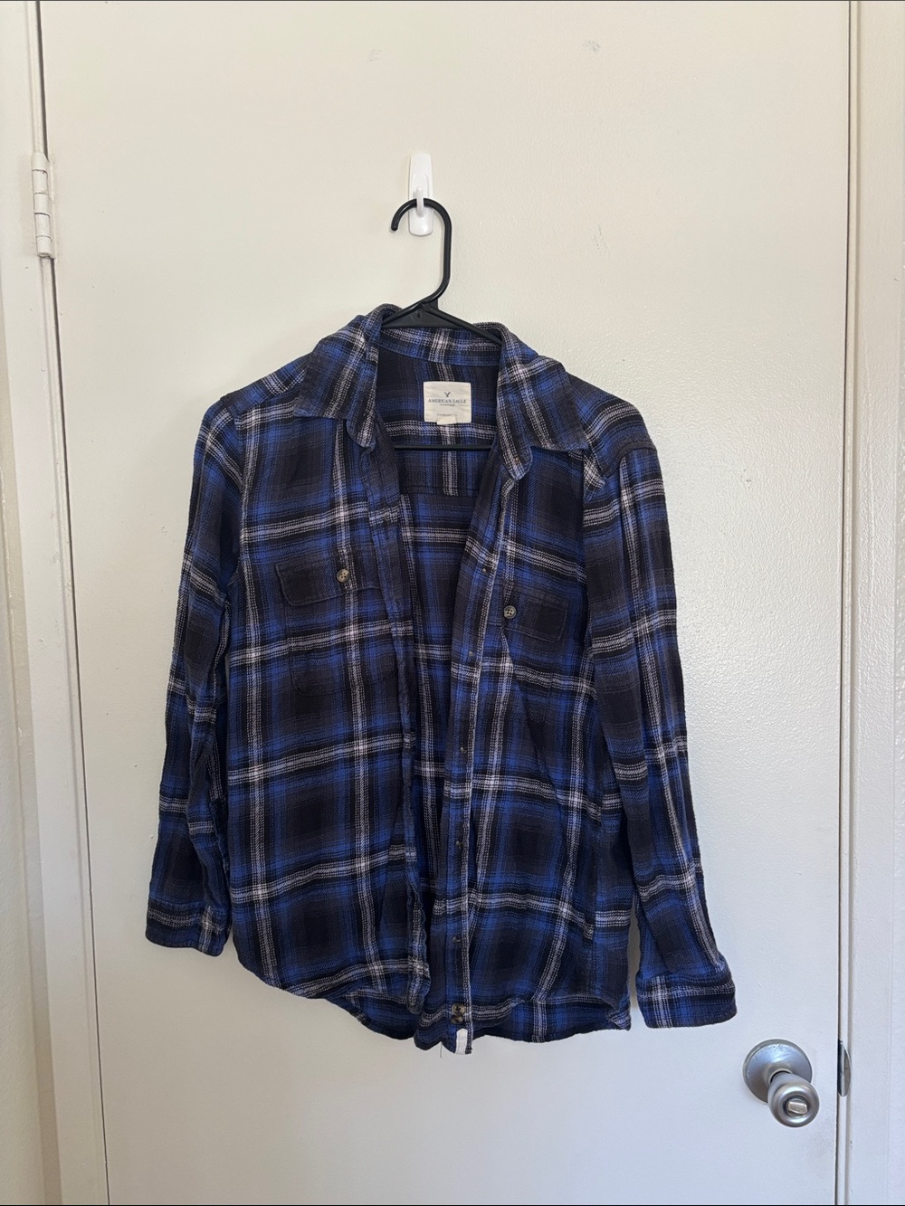 American Eagle Oversized Blue & Black Plaid Button-Up Shirt